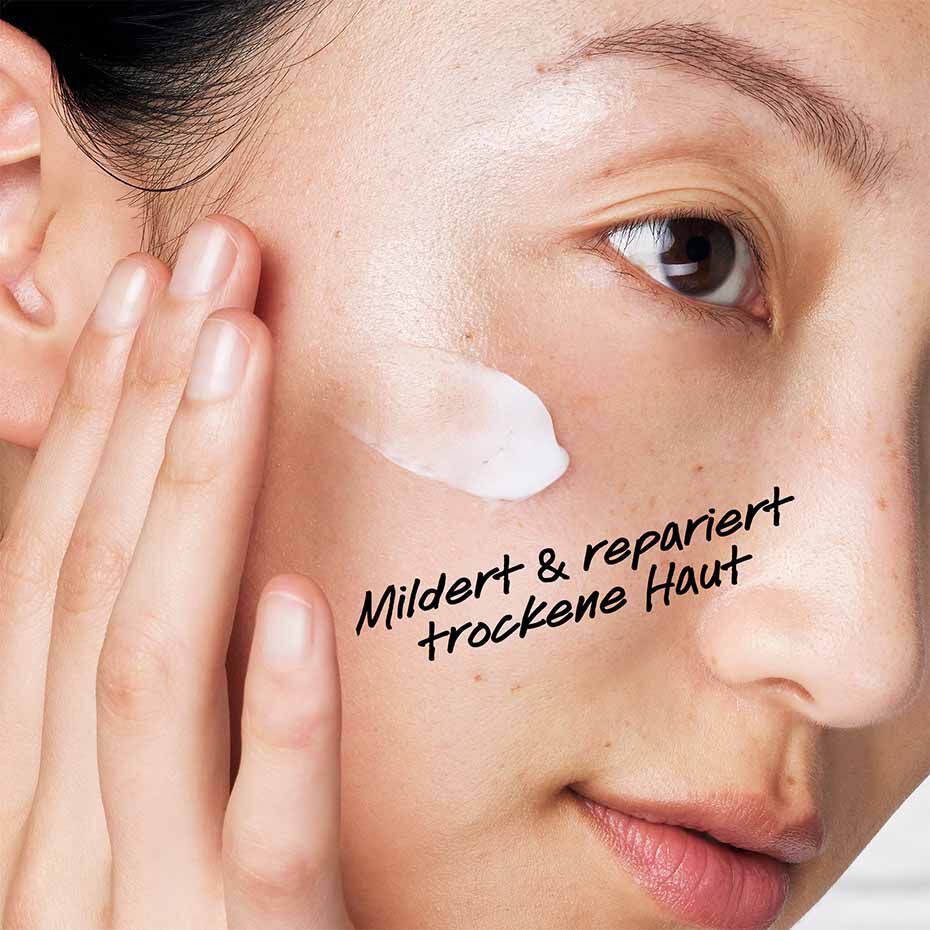 Illustration zur fortschrittlichen Technologie – die atmungsaktive Formel ahmt die Lipidstruktur der Haut nach