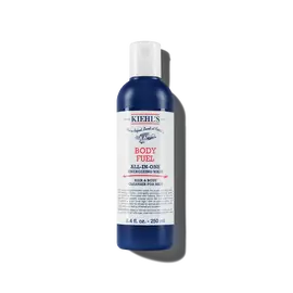 Eine Flasche Kiehl's Body Fuel All-In-One Energizing Wash vor weißem Hintergrund.