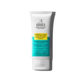 Eine 60-ml-Tube Kiehl's Expertly Clear Blemish-Treating & Preventing Lotion vor weißem Hintergrund.