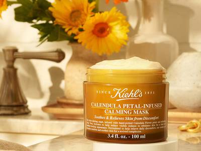 Kiehls Calendula Petal Infused Calming Mask